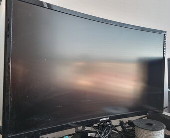 Samsung 24 curved - 2