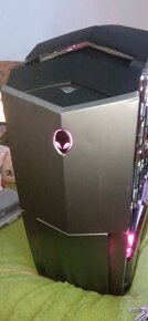Kultový Dell Alienware Area-51 ALX D01X - 2