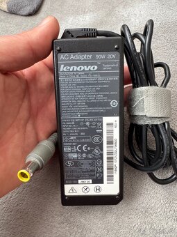 Napájaci adaptér pre LENOVO 20v - 2