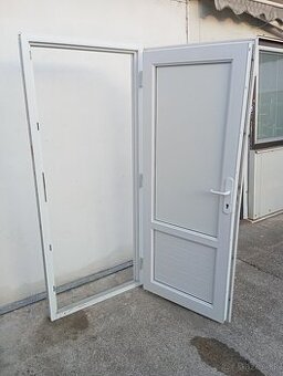 Vchodové plastové dvere - 2