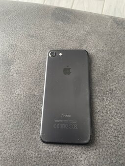 iPhone 7 - 2