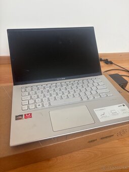 ASUS vivobook 14 - X412D - 2