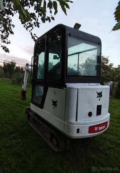 Mini bager Bobcat 320 - 2