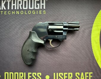 Predám revolver Smith Wesson M49 .38 Špeciál - 2