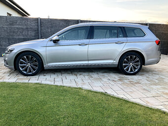 Volkswagen Passat Variant 2.0 TDI EVO Business DSG - 2
