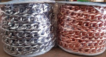 Ozdobná galantérska - 2