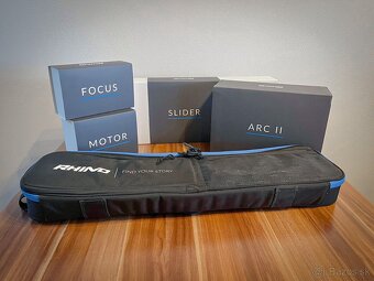 Slider Rhino Arc II s príslušenstvom - 2