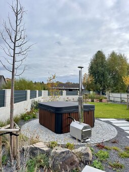 Štvorcová kúpacia kaďa, vírivka, jacuzzi - 2