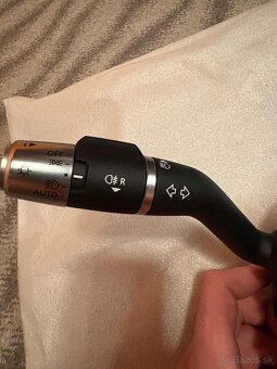 Ovládacie páčky pod volantom Land Rover Evoque - 2