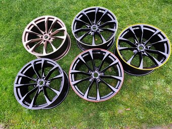 LAMBORGHINI URUS 23" DISKY - 2