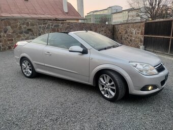 Opel Astra cabrio 1.8 benzin rv,2008 TOP STAV 146 700 tis.km - 2