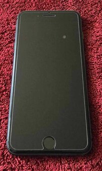 Iphone 8 Plus 64GB - 2