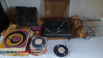 Gramofon a platne - 2