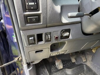 Toyota Land Cruiser90 - 2