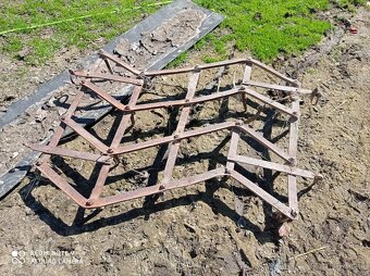 Staré veci na dekoráciu alebo aj na použitie za malotraktor - 2