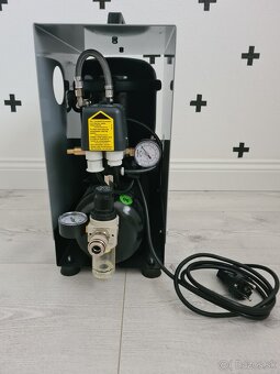 Kompresor Silent Master 30-8-4 W - 2