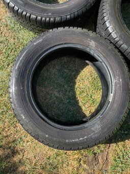 Predám letné pneu MICHELIN AGILIS 215/60R17 104/102 H - 2