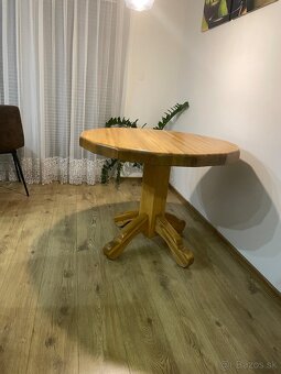 Masivny dubovy stôl - 2