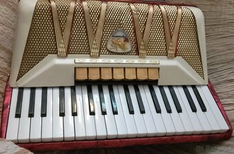 Akordeón pianová harmonika DELÍCIA,Melodia VIII - 2