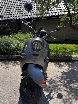 Skúter 50 cc - 2