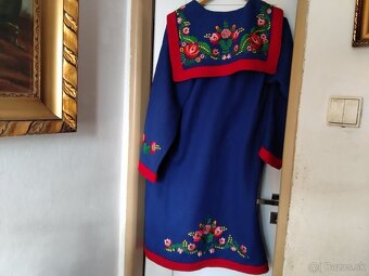 Vyšívaný kabát - 2