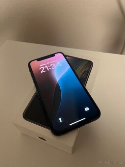 iPhone XS TOP STAV - 2