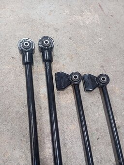 Zadné ramená Nissan patrol - 2