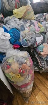 Secondhand oblečenie - 2