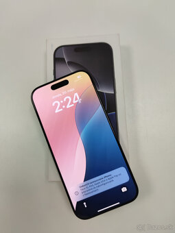 iPhone 16 Pro 256GB Black Titanium - 2