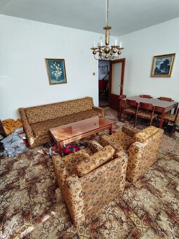 Gauč a kreslá - 2