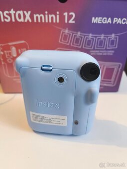 Foťák instax mini12 - 2