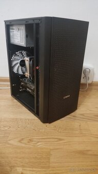 Xeon 2680v3/RX 560 - 2