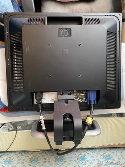 VGA monitor HP L1910 - 2