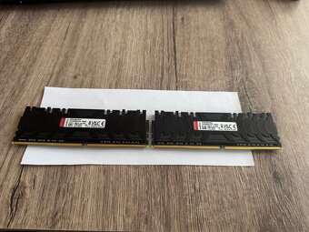 Kingstom Furry Renegate RGB DDR4 RAM KIT 32 gb - 2