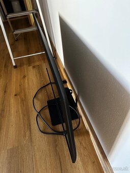 32” Samsung Smart Monitor M5 - 2