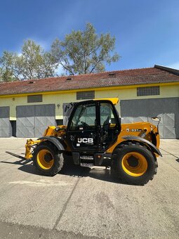 Teleskopický nakladač JCB 531-70 - 2
