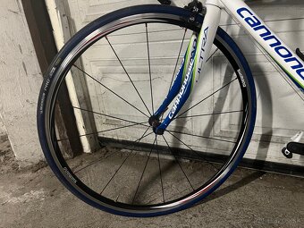 Predám cestný bicykel Cannondale - 2