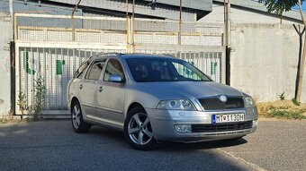 Škoda Octavia 2 2.0tdi DSG - 2