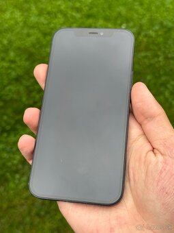 iPhone 12 - 2