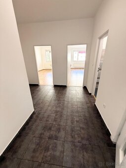 Na predaj 3 izbový byt po rekonšt.v Brezne-Mazorníkovo - 2