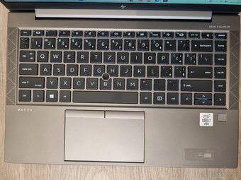▼HP ZBook Firefly 14 G7 - 14" / i7-10810U / 16GB / SSD / ZÁ - 2
