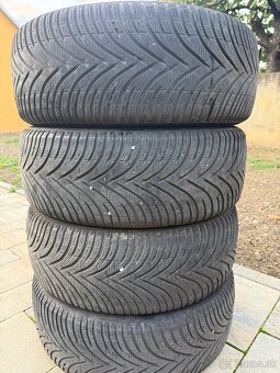 Zimné pneu 215/55 R17 - 2