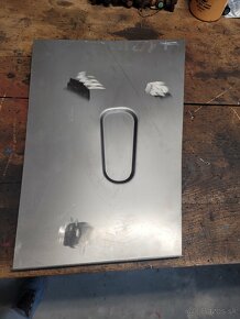 Tatra 148 pr. čelo schodu civil - 2