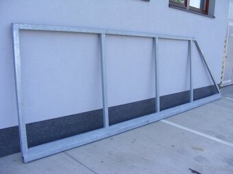 Posuvná brána 400x130cm - 2