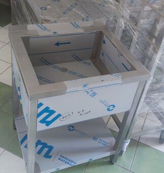 Nerezový drez, umývací stôl - 2