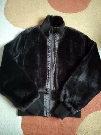 dámský chlpatý kabát - 2