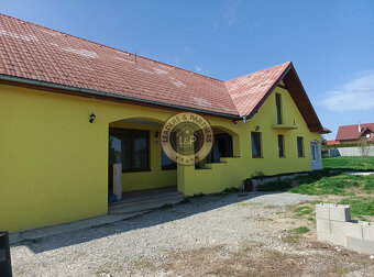 6 izbový dom v obci Veľké Ripňany - 2