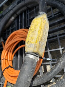 1. Stavebný vibrátor Wacker Neuson IREN 57/042/5 - 2