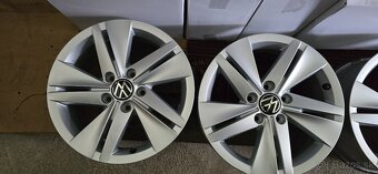 5x112,r16,7J,et48,originál VW -TOP stav - 2