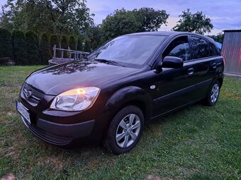 Kia Rio - 2